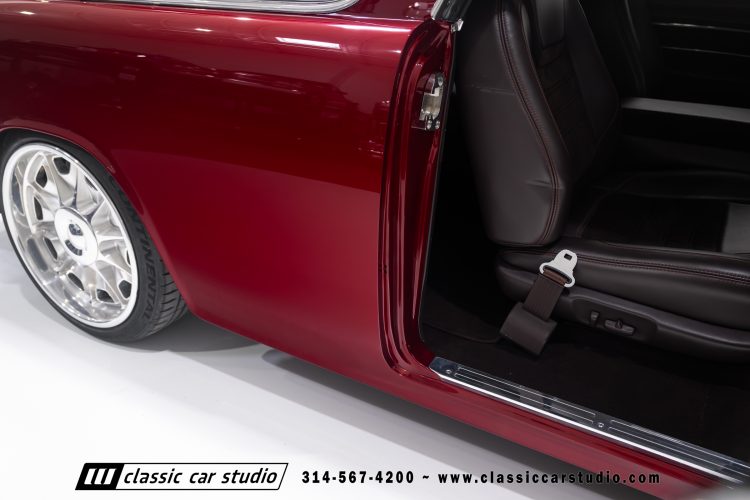 55_Chevrolet_Nomad_01_2254-112
