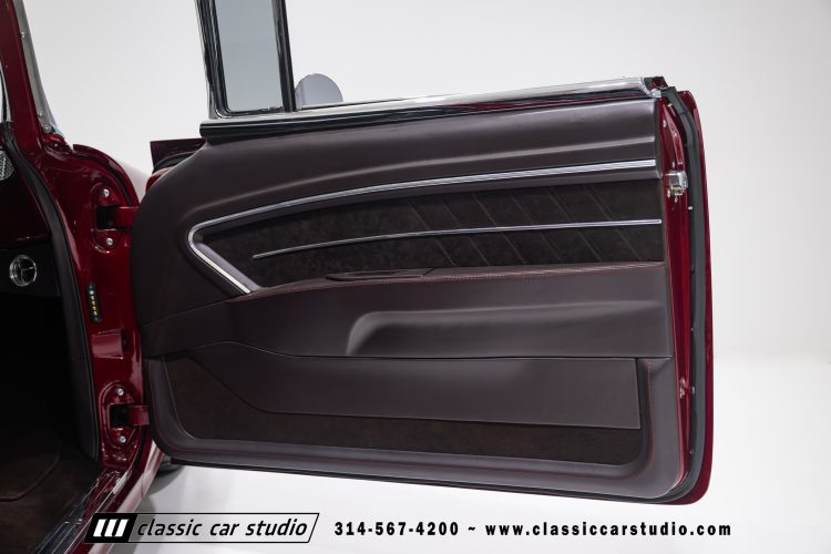 55_Chevrolet_Nomad_01_2254-117