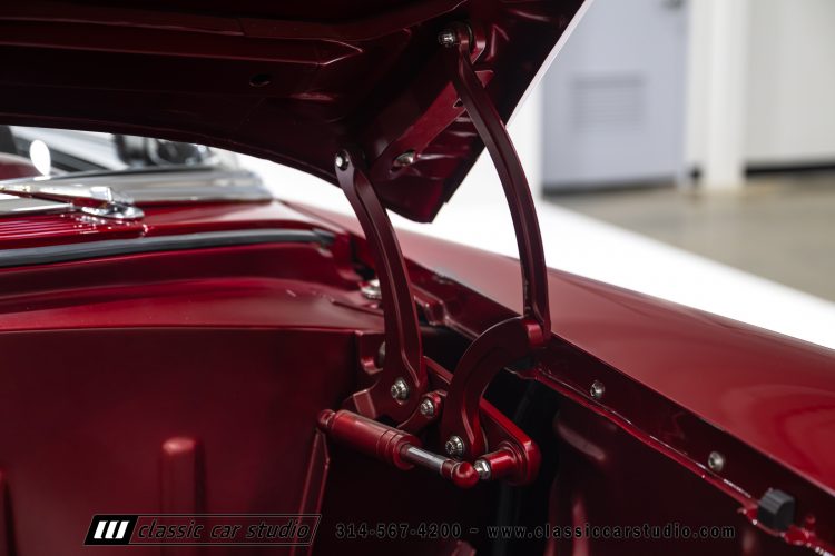 55_Chevrolet_Nomad_01_2254-135