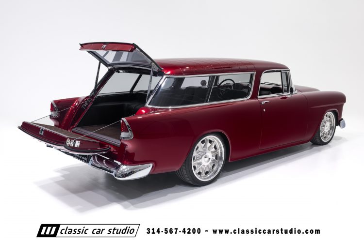 55_Chevrolet_Nomad_01_2254-137