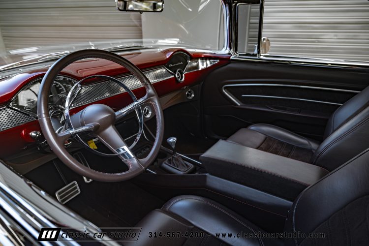 55_Chevrolet_Nomad_01_2254-179