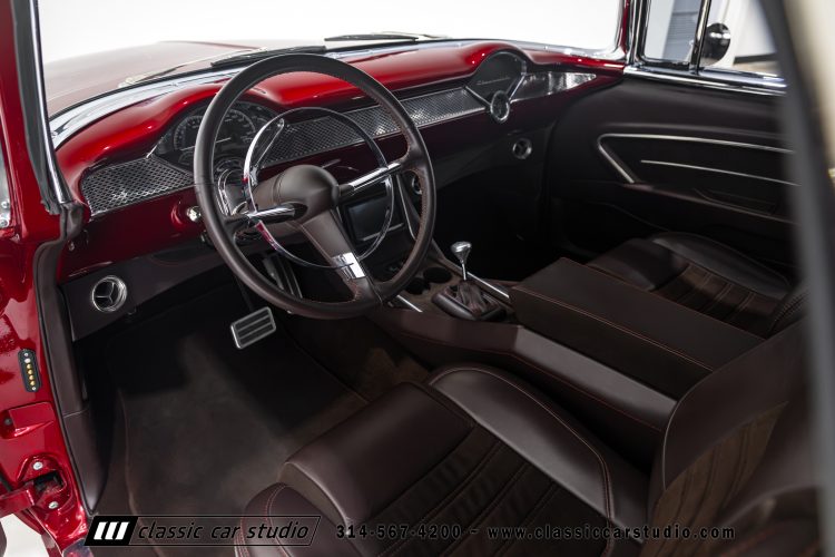 55_Chevrolet_Nomad_01_2254-93