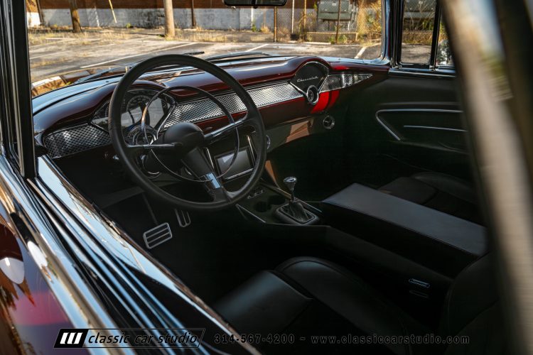 55_Chevrolet_Nomad_2254-170