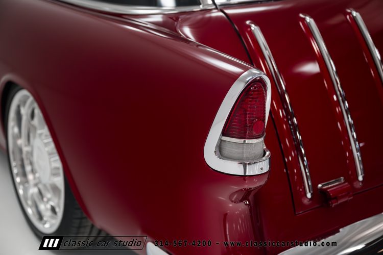 55_Chevrolet_Nomad_2254-24