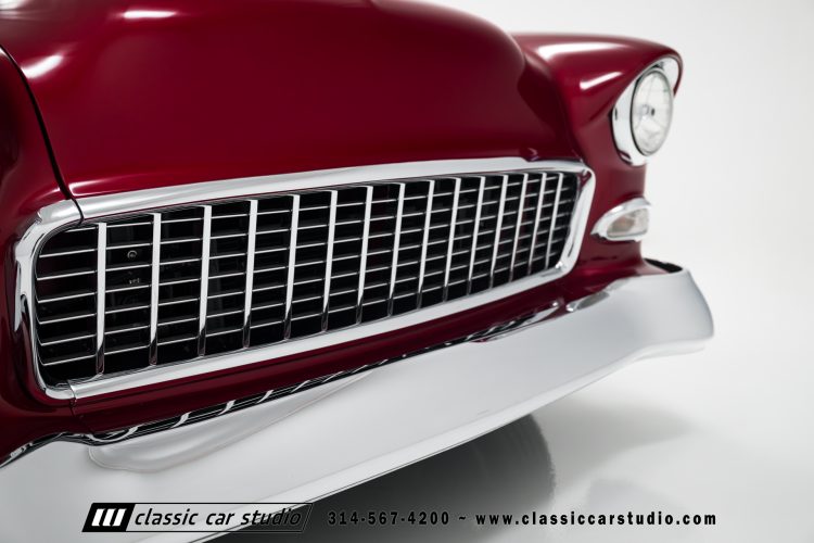 55_Chevrolet_Nomad_2254-40