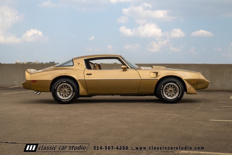 79_Pontiac_Trans_Am_2253-211