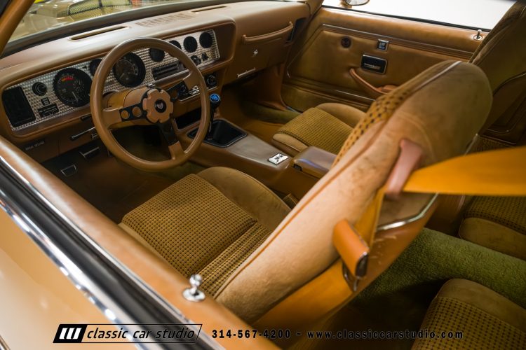 79_Pontiac_Trans_Am_2253-38
