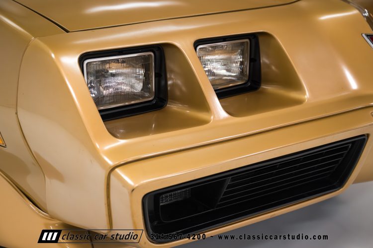 79_Pontiac_Trans_Am_2253-84