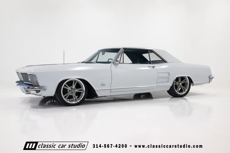 63_Buick_Riviera_2241-1