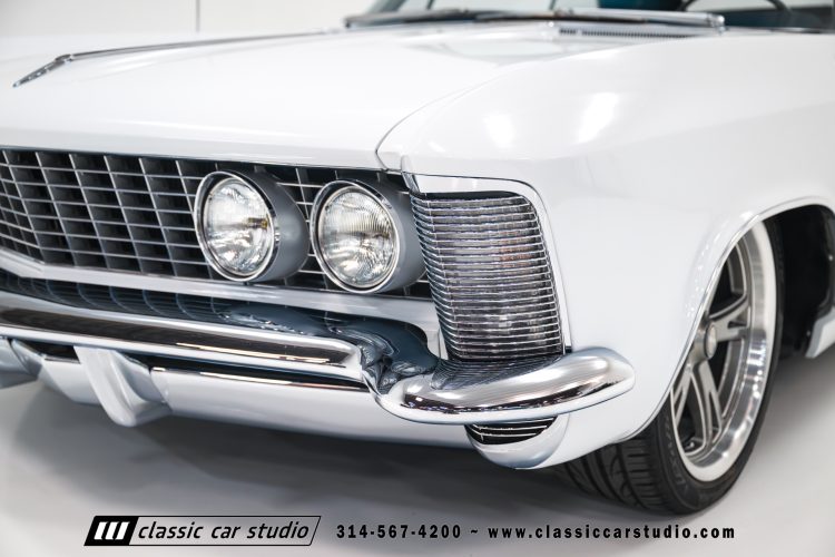 63_Buick_Riviera_2241-10