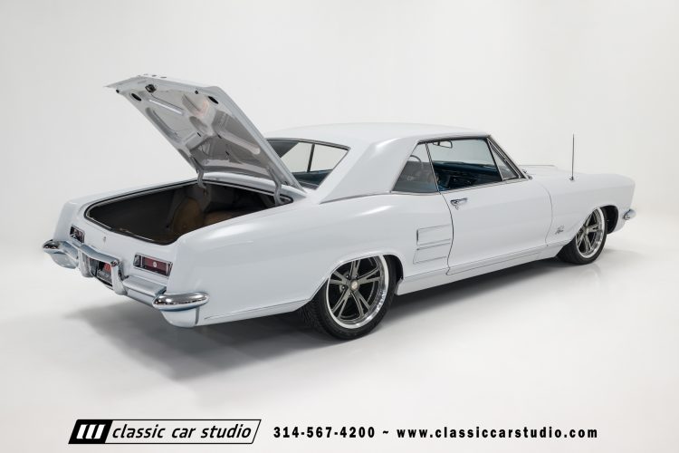 63_Buick_Riviera_2241-116