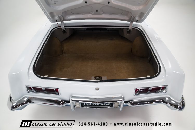 63_Buick_Riviera_2241-118
