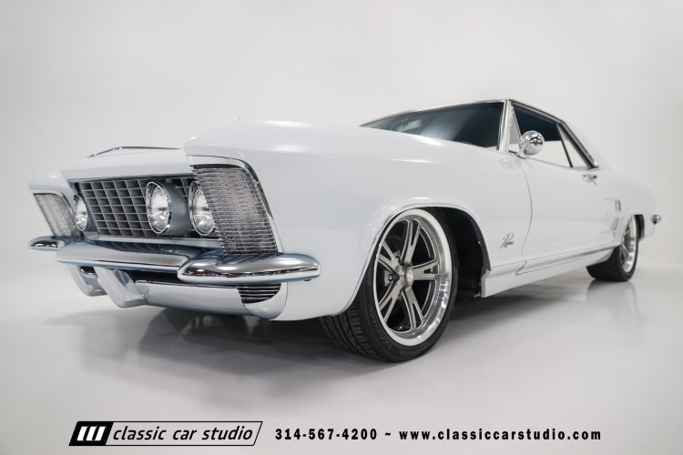 63_Buick_Riviera_2241-17