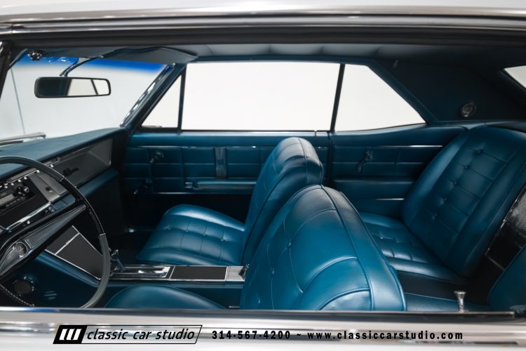 63_Buick_Riviera_2241-31
