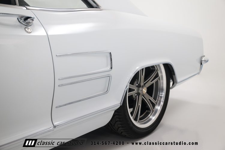 63_Buick_Riviera_2241-32