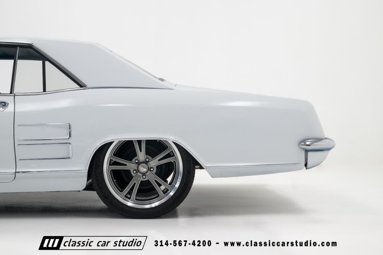 63_Buick_Riviera_2241-35