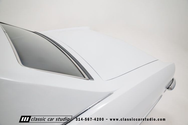 63_Buick_Riviera_2241-37