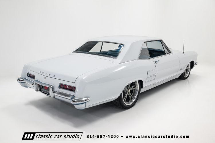 63_Buick_Riviera_2241-51