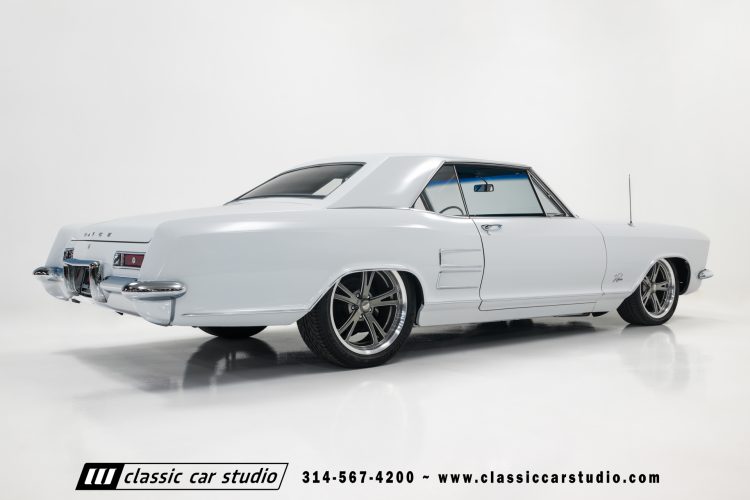 63_Buick_Riviera_2241-54