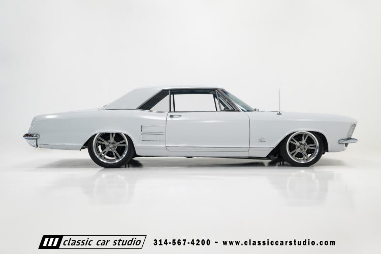 63_Buick_Riviera_2241-60