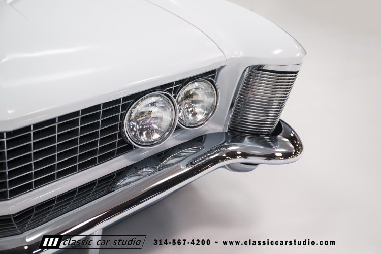 63_Buick_Riviera_2241-70