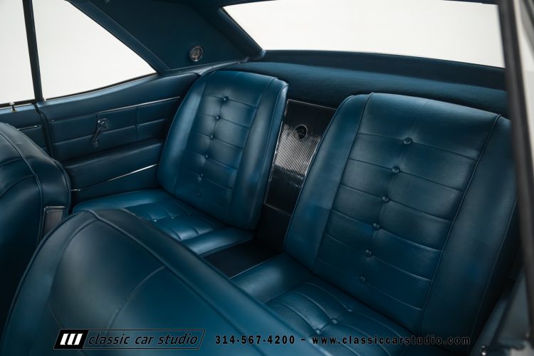 63_Buick_Riviera_2241-81