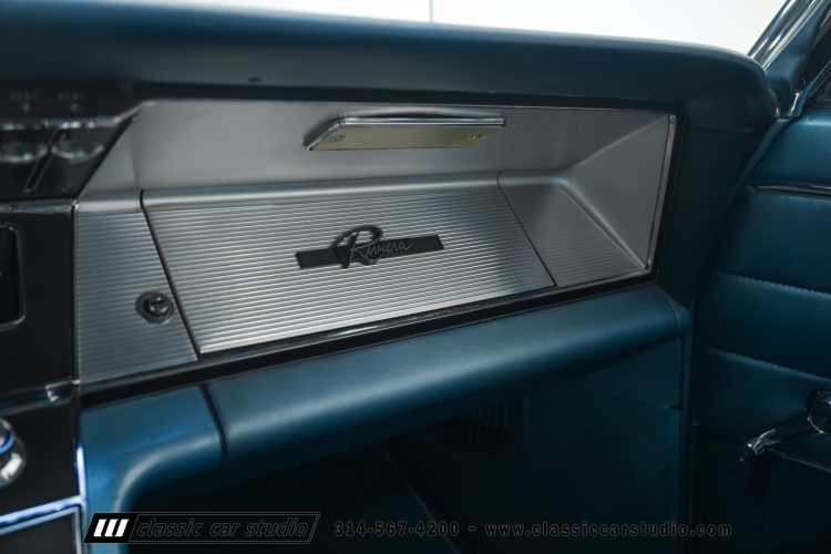 63_Buick_Riviera_2241-89
