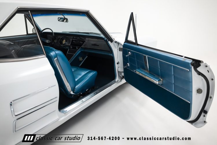 63_Buick_Riviera_2241-98