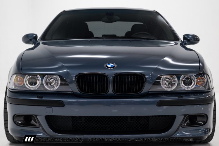 2000_BMW_M5_2247-10
