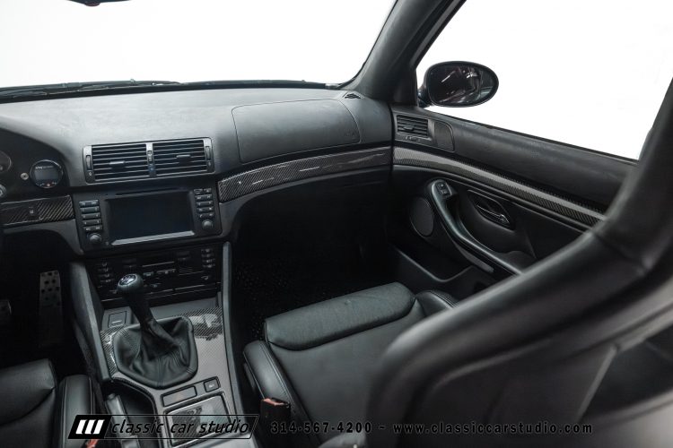 2000_BMW_M5_2247-115