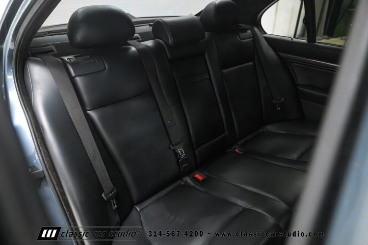 2000_BMW_M5_2247-121