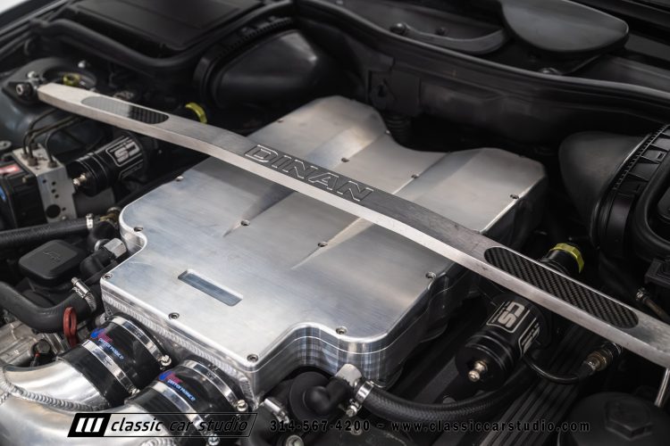 2000_BMW_M5_2247-142