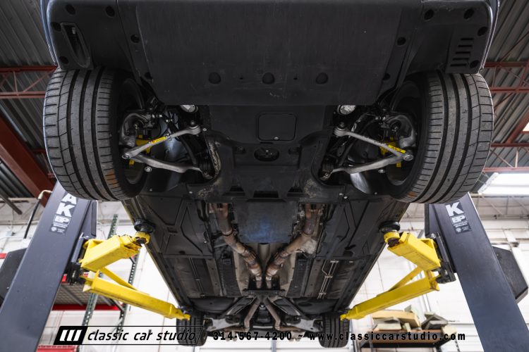 2000_BMW_M5_2247-160