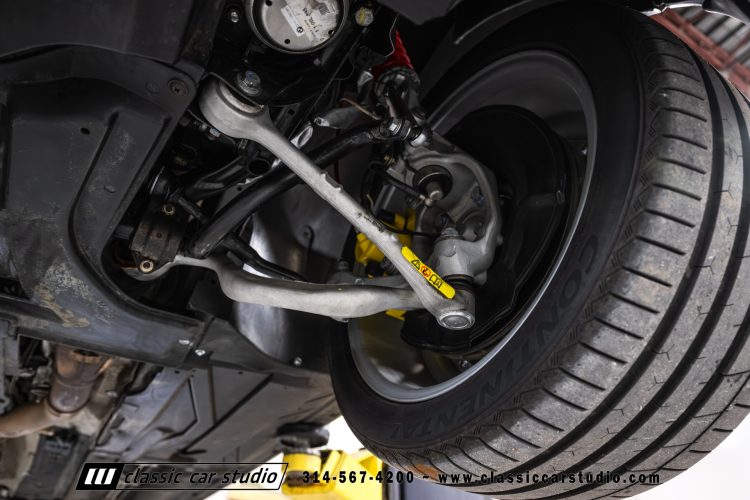 2000_BMW_M5_2247-168