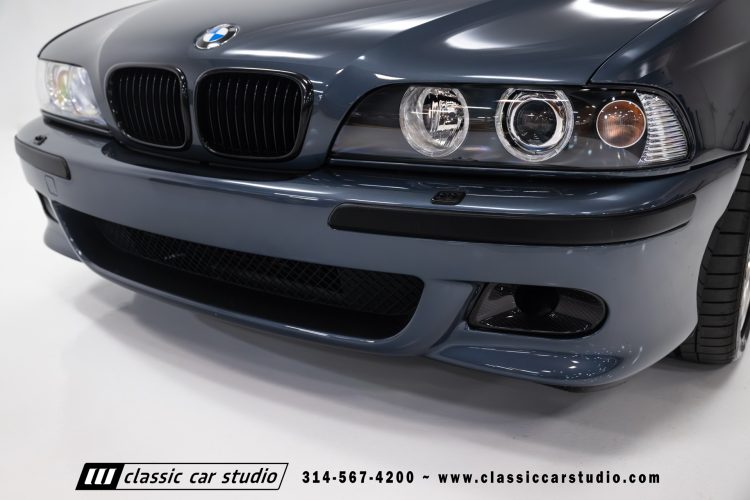 2000_BMW_M5_2247-18