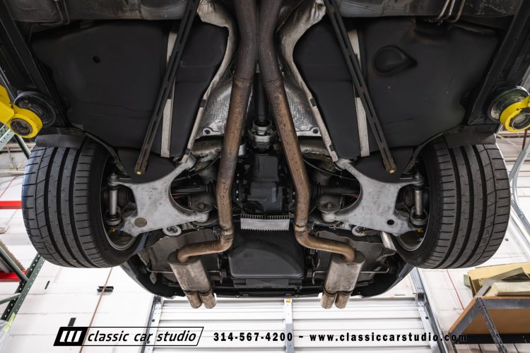 2000_BMW_M5_2247-180