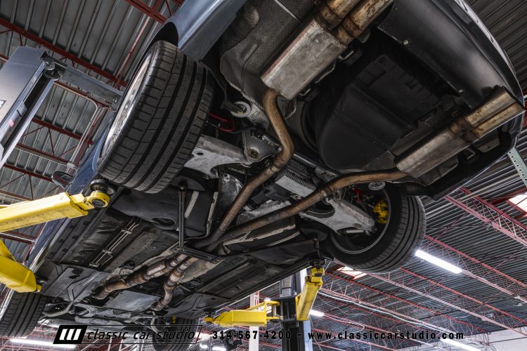 2000_BMW_M5_2247-182