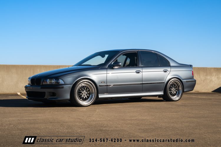 2000_BMW_M5_2247-196