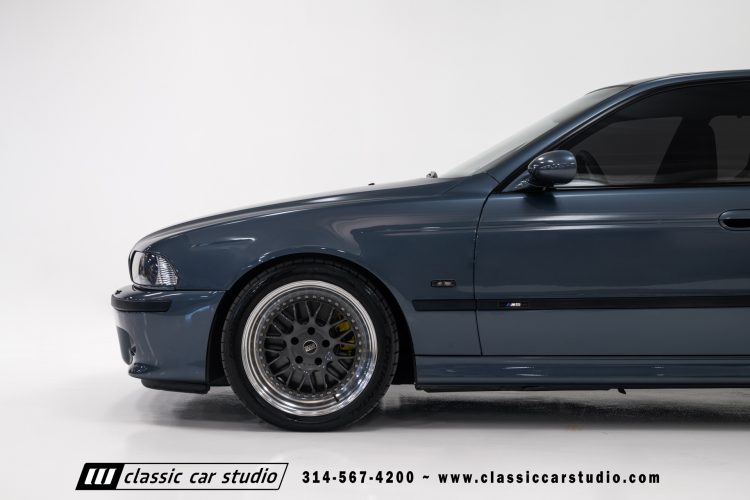 2000_BMW_M5_2247-20