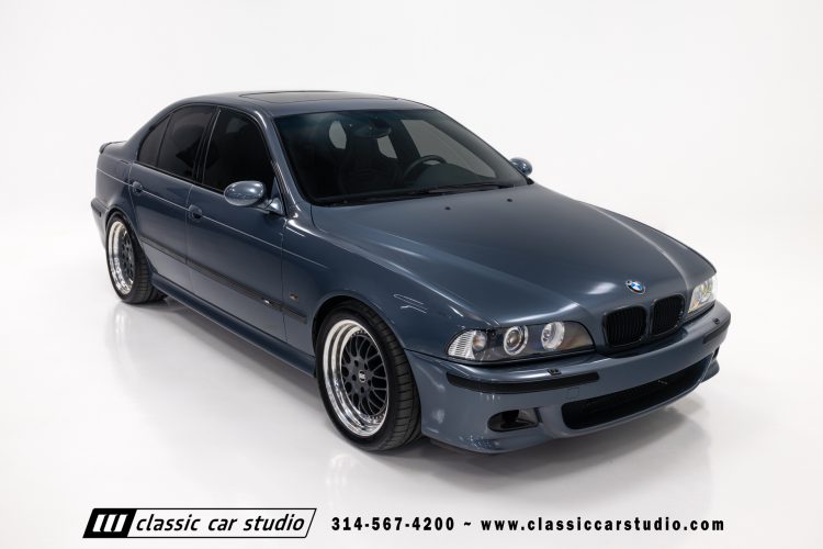 2000_BMW_M5_2247-71