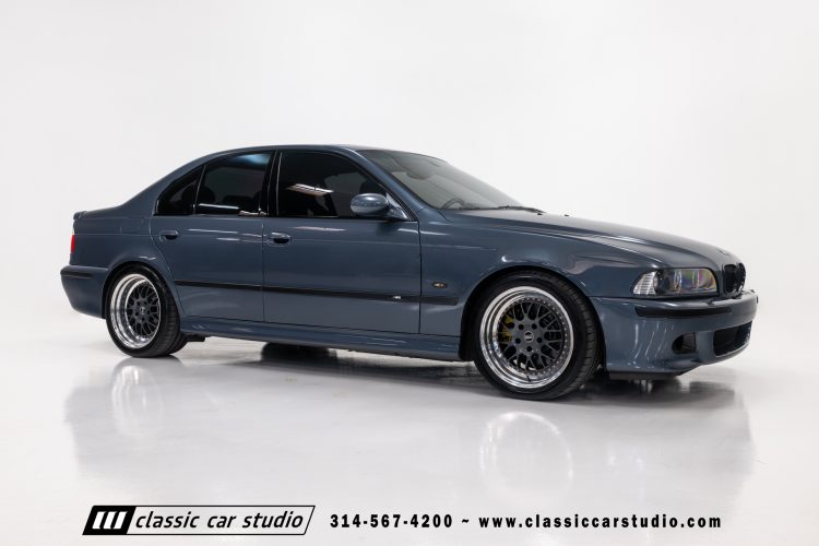 2000_BMW_M5_2247-75