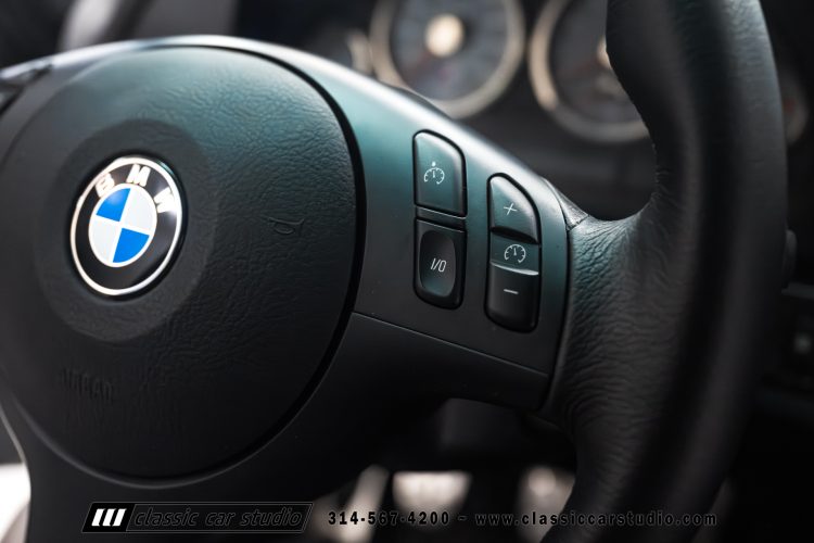 2000_BMW_M5_2247-98