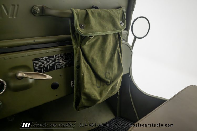 51_Willys_Overland_CJ3A_2256-93