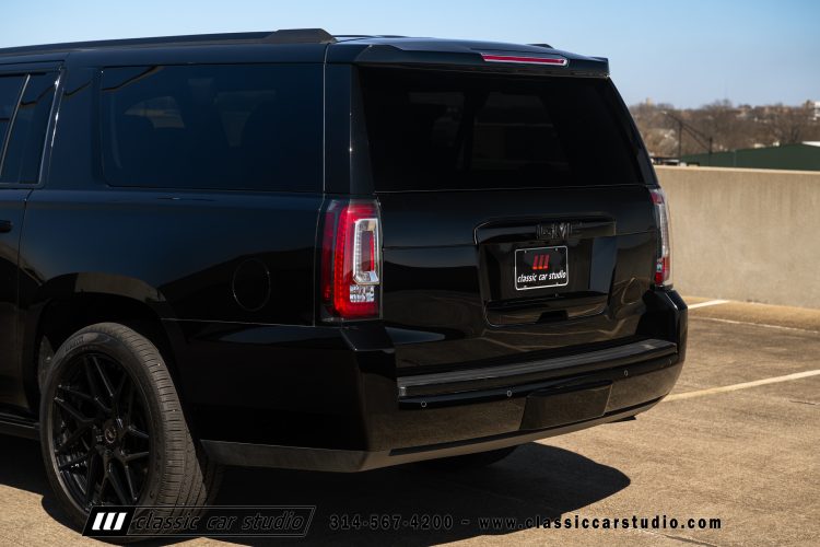 2019_GMC_Yukon_Denali_XL_2255-160