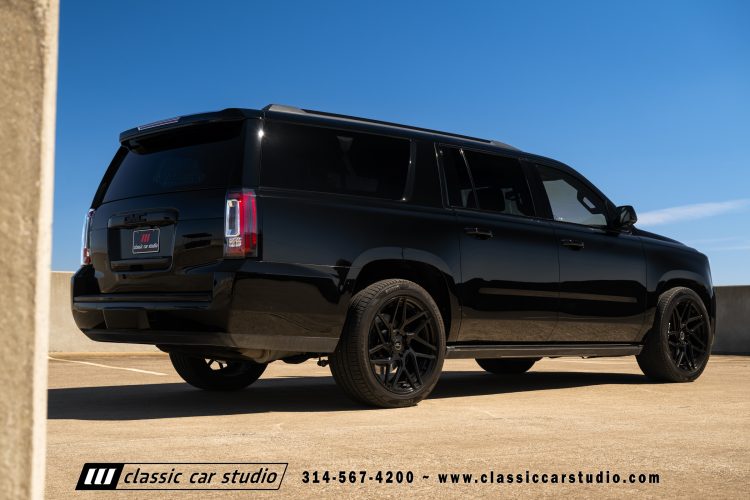 2019_GMC_Yukon_Denali_XL_2255-162