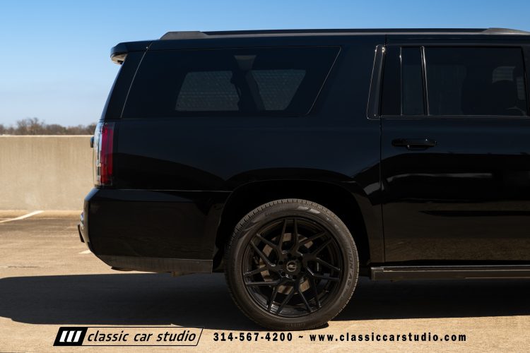 2019_GMC_Yukon_Denali_XL_2255-164