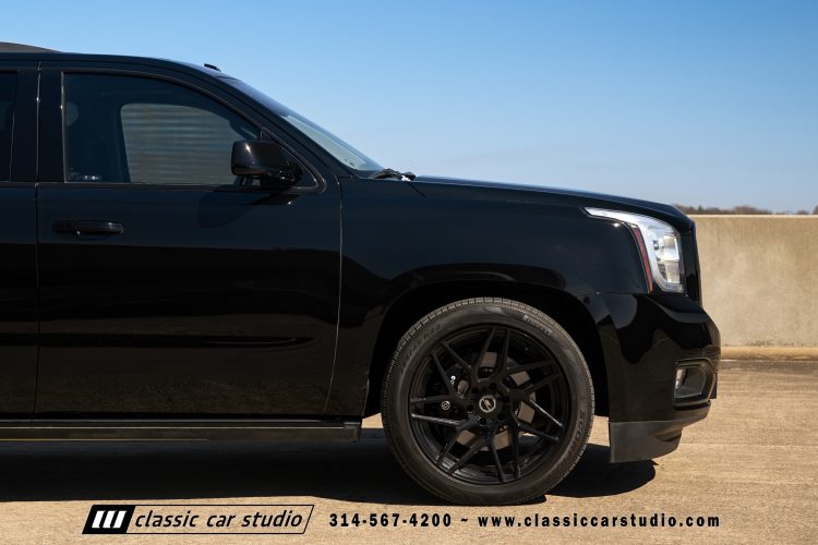 2019_GMC_Yukon_Denali_XL_2255-166