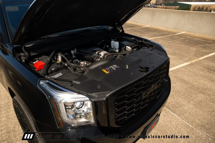 2019_GMC_Yukon_Denali_XL_2255-171