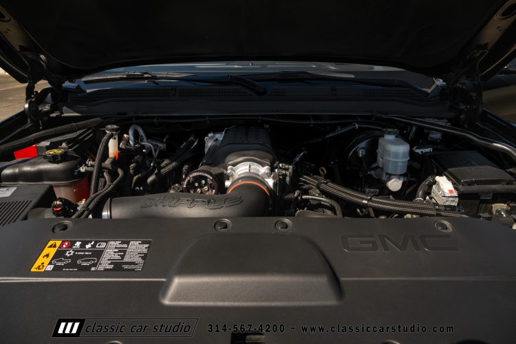 2019_GMC_Yukon_Denali_XL_2255-172