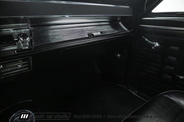 67_Chevrolet_Chevelle_SS_2272-111